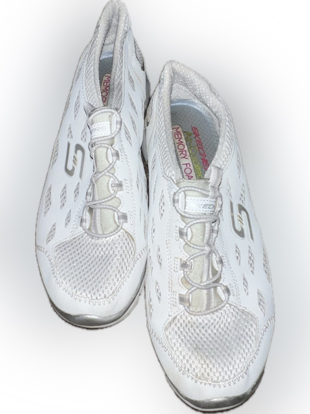 🔴Skechers Women's White Slip-On Athletic Sneakers Air Cooled Memory Foam 8.5